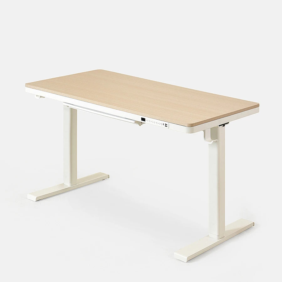 Tables & desks